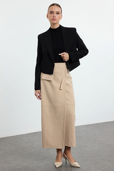 Trendyol Modest Gewebter beigefarbener Rock – mit Verschlussdetail, TCTAW25EE00005