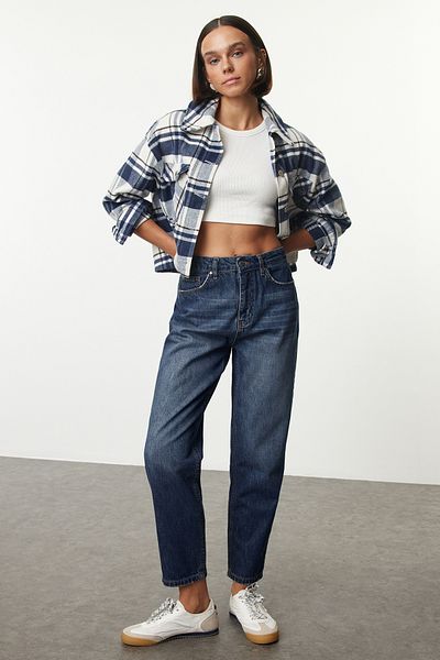 Trendyol Collection Σκούρο μπλε Mom JEans - Κανονική μέση TWOAW25je00154