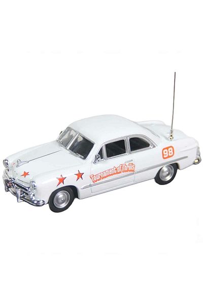 TOYFEST جرين لايت 1:43 بطولة العاصفة 1949 فورد