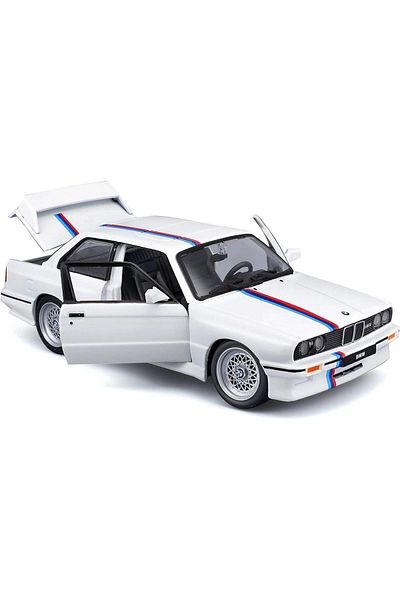 TOYFEST سيارة موديل Bburago 1:24 BMW M3 1988