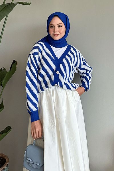 InStyle Cardigan de tricotaj albastru - dungi cu pene, scurt