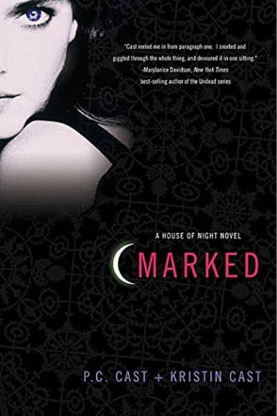 Macmillan Distribution Marked House Of Night Book 1