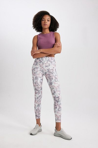 DeFacto Crew Neck Slim Fit Rib Sports Athlete - Z6573Az24Sp