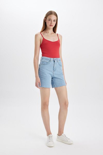 DeFacto Basic Plain Tank Top mit U-Ausschnitt und Riemen C5708ax24sp