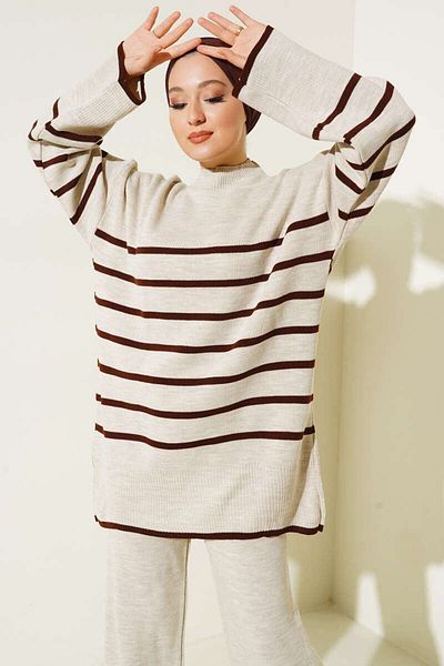 Egelite Thick Winter Horizontal Striped Hijab Casual Knitwear Set