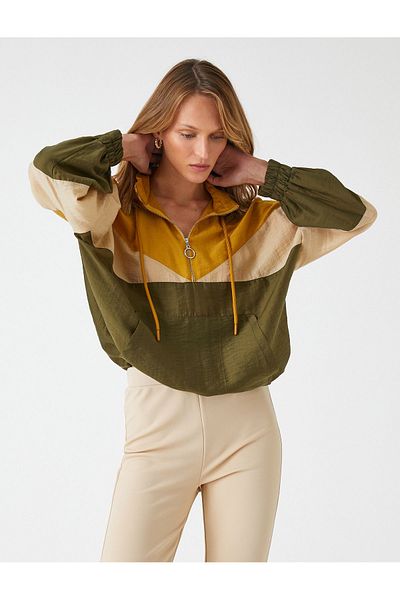Koton Sweatshirt mit Kapuze und Tasche