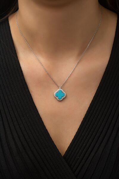 SUNSHINE 925 Ayar Rodyum Kaplamalı Beyaz Taşlı Ve Turkuaz Sedef Taşlı Yonca Çiçek Gümüş Kolye