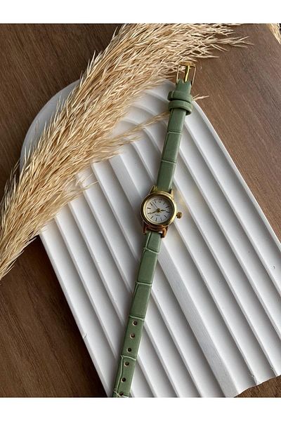 QUARTZ Rubsey Vintage Women Wristwatch Retro Leather Band 1 Piece