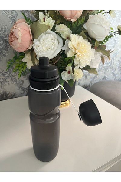 Tupperware قارورة سوداء 750 مل
