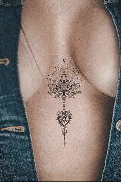 Hilvera Göğüs Arası Lotus Çiçek Tattoo Geçici Dövme