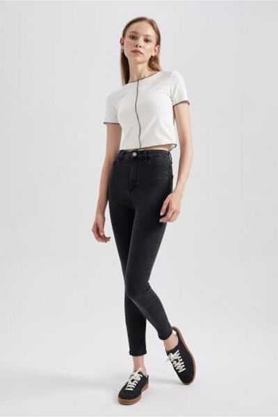 DeFacto Jegging High Waist Narrow Leg Pocket Ankle Length Basic Straight Jean Pants A5819Ax23Au