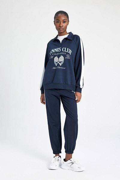 DeFacto Übergroßes Fitness-Sweatshirt mit Polokragen B4597ax24sp – breite Passform