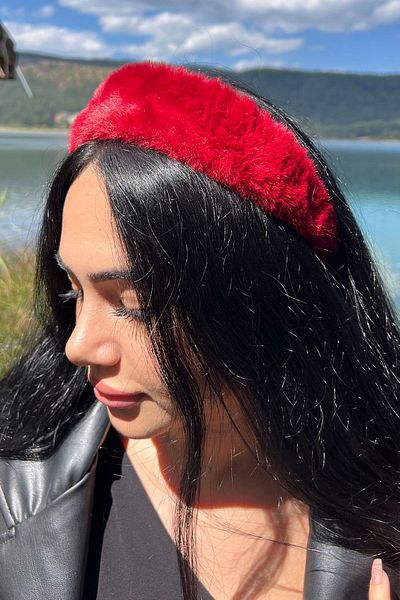 TAKIŞTIR Red Color Plush Crown