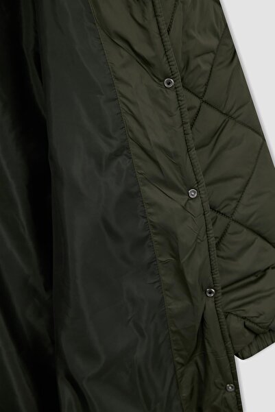 DeFacto Větruodolná parka s kapucí - vodoodpudivá, zaklapávací detail, prošívaná A3416ax23sp