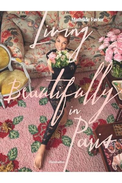 Hachette العيش بشكل جميل في باريس