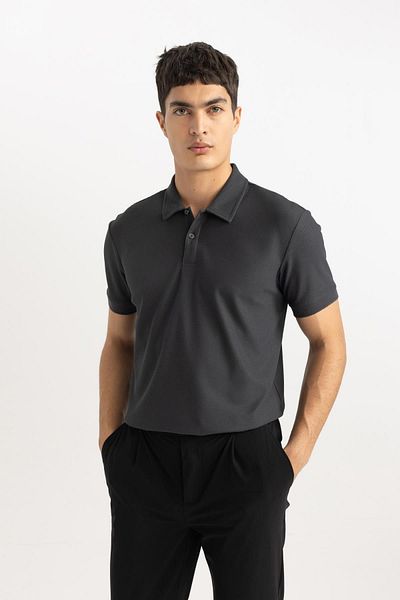 DeFacto Modernes, schlichtes, kurzärmliges Basic-Poloshirt B6374ax24sp
