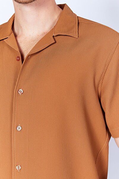 MAN EDITION Ανδρικό πουκάμισο Coffee Color με ελαστικό και ανάγλυφο - Απασικό γιακά, κοντό μανίκι | εε 100117839 -7839