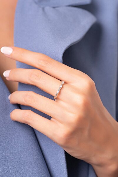 SUNSHINE 925 Ayar Rodyum Kaplamalı Beyaz Taşlı Minimal Zarif Gümüş Yüzük