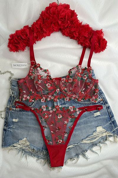 Morensa Red Floral Patterned Lace Bra Set