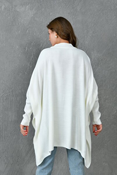 bayansepeti Ecru Knitwear Sweater - Large Bat Sleeve, Crew Neck, Side Slit Oversize 15783