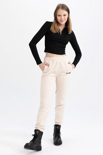 DeFacto Coool Jogger Cut Straight Printed Sweatpants - Elastic Waist and Pocket Z7072Az23Sp