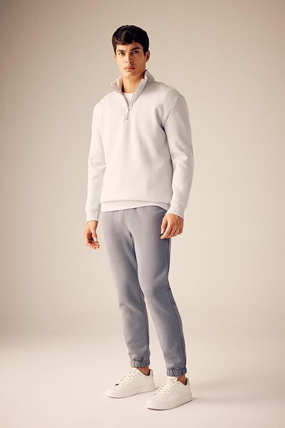DeFacto Άνετο φούτερ με φερμουάρ γιακά Comfort Regular Fit X7405az23au