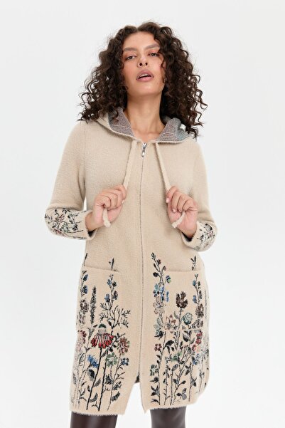 Desen Triko Women's Long Cardigan in Beige - Hooded and Wildflower Print
