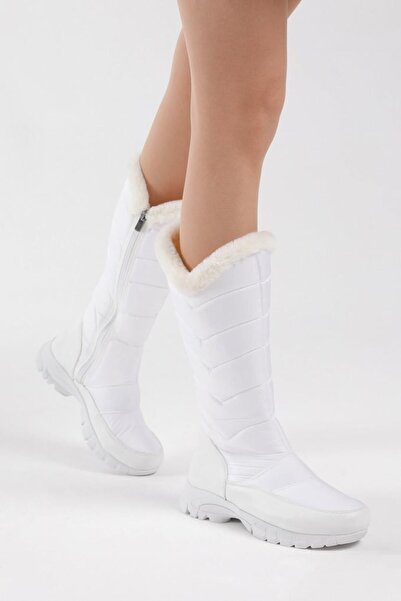 Deniz Terlik Γυναικείες μακριές μπότες χιονιού αδιάβροχες και άνετες σε λευκό χρώμα της μάρκας Tonny Black