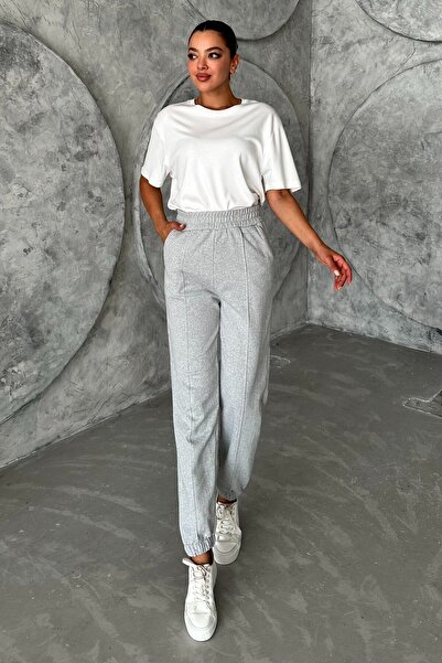 My Blog Šedé tepláky s travnatou přední částí