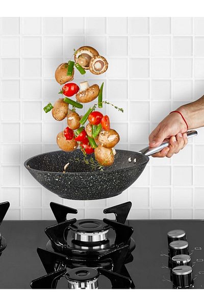 FALEZ Black Line 28 Wok Pan