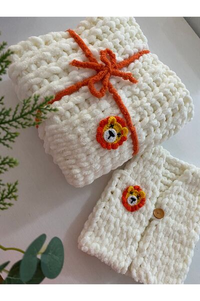 ÖRGÜCÜ DESİGN Puffy Aslanlı Bebek Battaniye Yelek Takımı