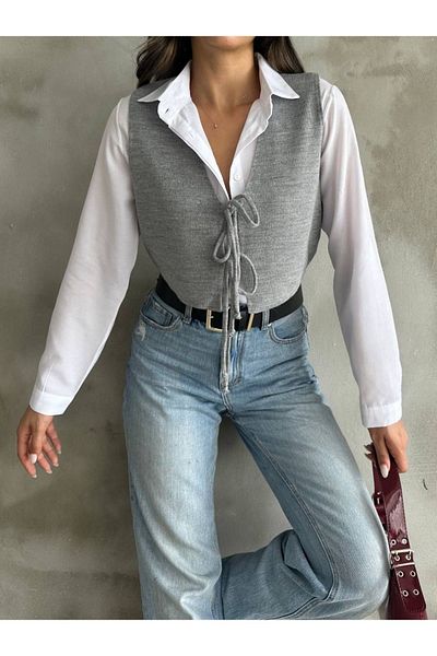 alieva Short Crop Knitwear Vest - Gray Color and Tie Detail