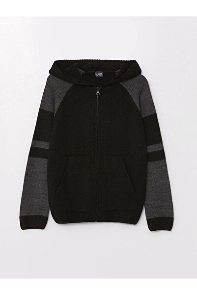 LC Waikiki LCW Kids Yeni Siyah Kapüşonlu Renk Bloklu Uzun Kollu Erkek Çocuk Triko Hırka