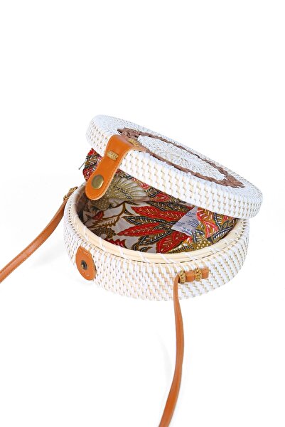 AVANTAGE HOME Daisy- Rattan Handmade Straw Round Shoulder Bag with Leather Strap Ecru Brown