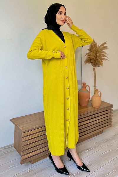 GÜLSELİ Cardigan de tricotaj Hijab de lungime maxi detaliat cu nasturi aurii verde ulei