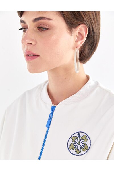 Kayra Бомбер-куртка з вишивкою кольору екрю