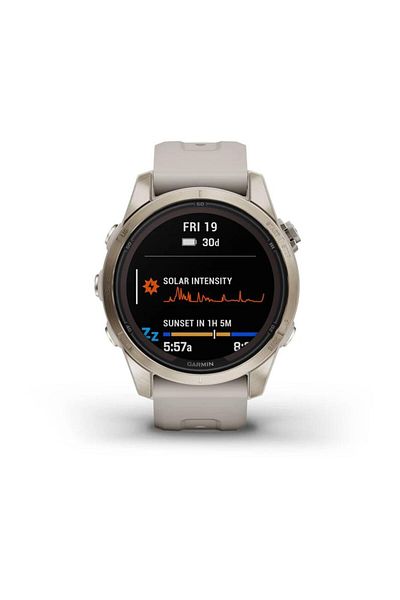 Garmin GARMIN FENIX 7S PRO - SAPPHIRE SOLAR EDITION-SOFT GOLD WITH LIGHT SAND BAND