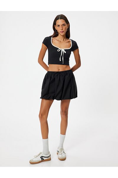 Koton Μπλουζάκι με γραβάτα Detailed Crop - Κοντό μανίκι, Slim Fit