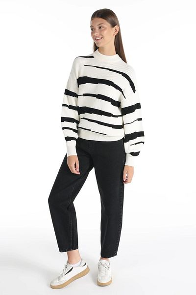 Fashion Friends Ecru Patterned Sweater