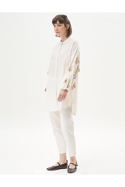 Kayra Cream Colored Embroidered Judge Collar Tunic