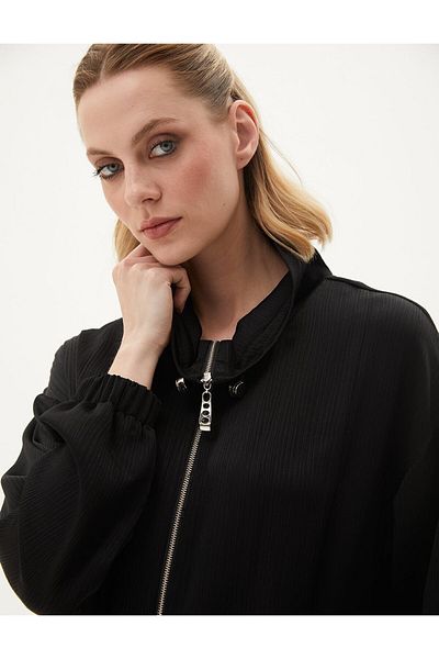 Kayra Black Wear with Zipper Closure