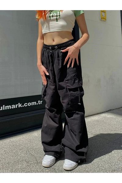 1blood Extra Baggy Tactical Parachute Fabric Wide Leg Black Color Trousers with Cargo Pockets