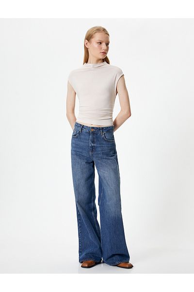 Koton Slim Fit Athlete Stehkragen Kurzarm Drapiert