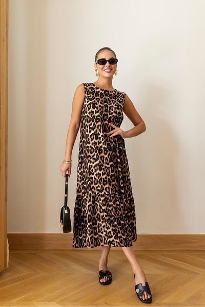 Askı Nişantaşı Φόρεμα Camel Leopard Print με λαιμόκοψη και λεπτομέρεια στο κάτω μέρος