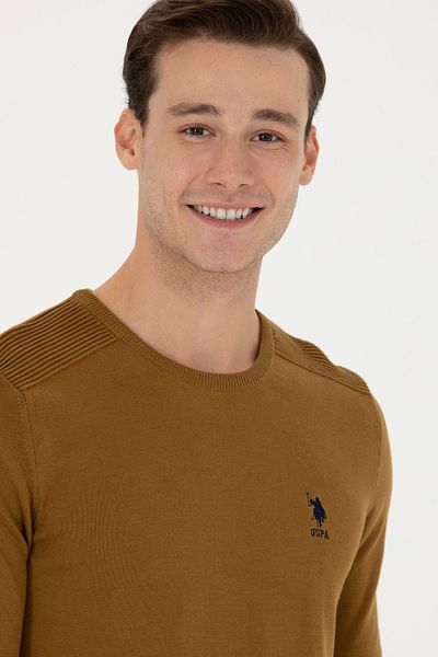 U.S. Polo Assn. Men's Light Khaki Basic Sweater 50269003 -Vr183