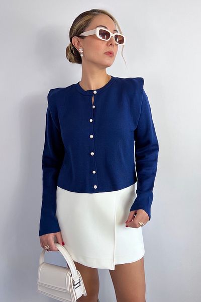 Ritnice سترة صوفية نسائية من Diana باللون الأزرق الداكن وأزرار على الكتف ومزينة باللؤلؤ