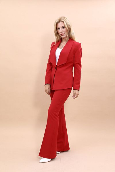 ÖNDER ÖZSOY Midi Jacket & Flared Leg Trousers Set-red