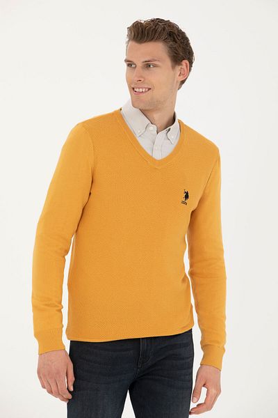 U.S. Polo Assn. Men's Mustard Basic Sweater 50269004 -Vr072