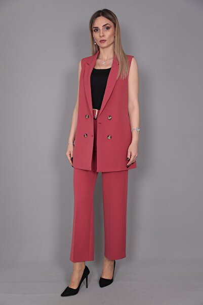 ÖNDER ÖZSOY Midi Length Classic Vest & Short Wide Leg Trousers-tile