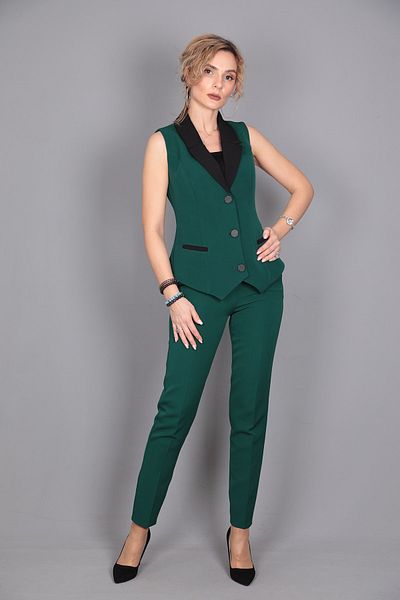 ÖNDER ÖZSOY Garnished Vest & Classic Trousers Set with Front Placket - Green